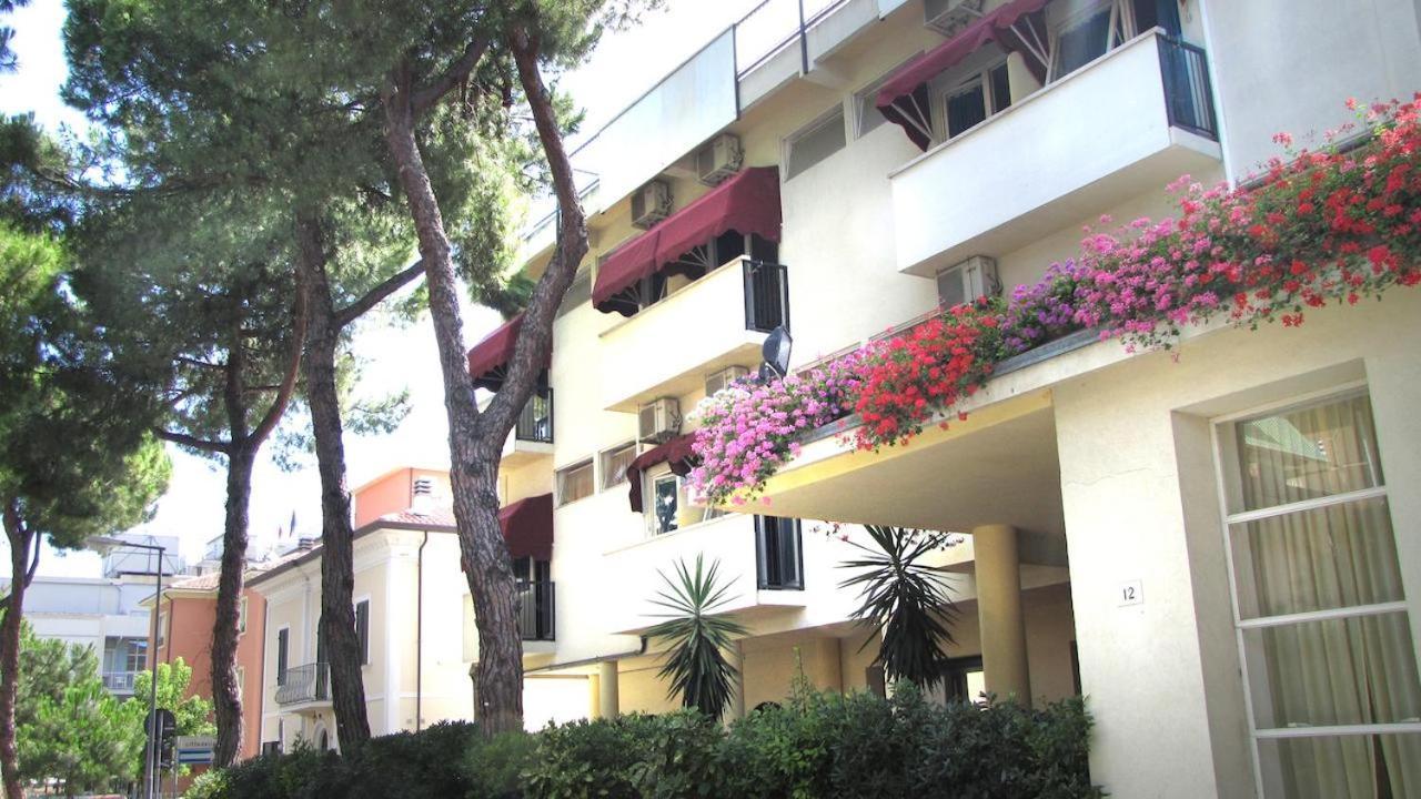 Hotel New Primula Rímini Exterior foto
